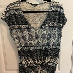 Lucky Brand Navy and Cream Geometric Short Sleeve Tee